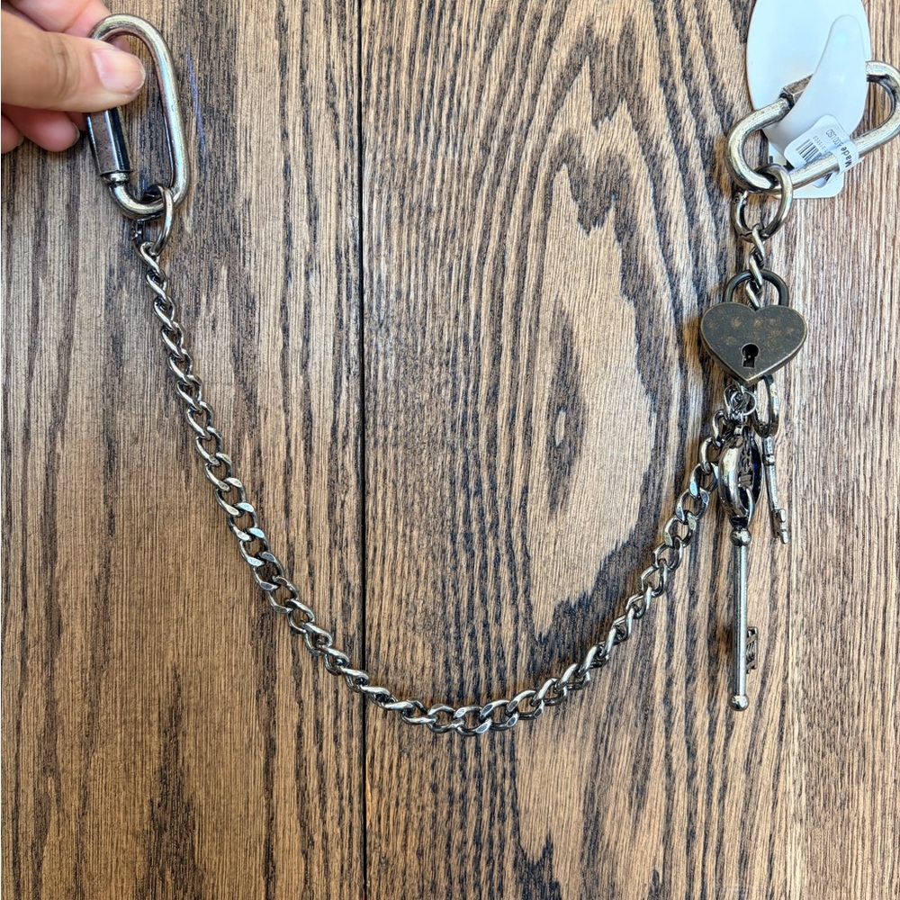🩶 Free People🩶 Silver Cross Padlock Charm for purse chain - Picture 2 of 4